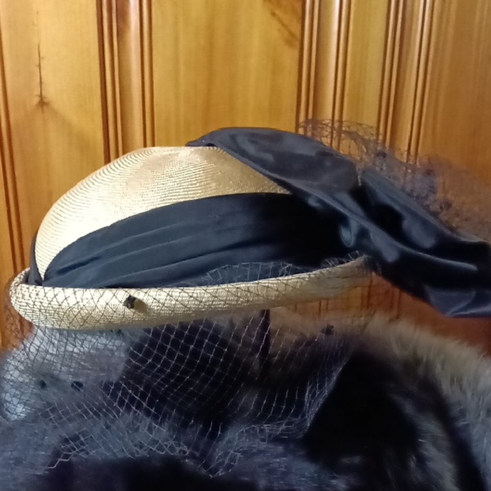 Chic Black and Tan Hat with Elegant Design